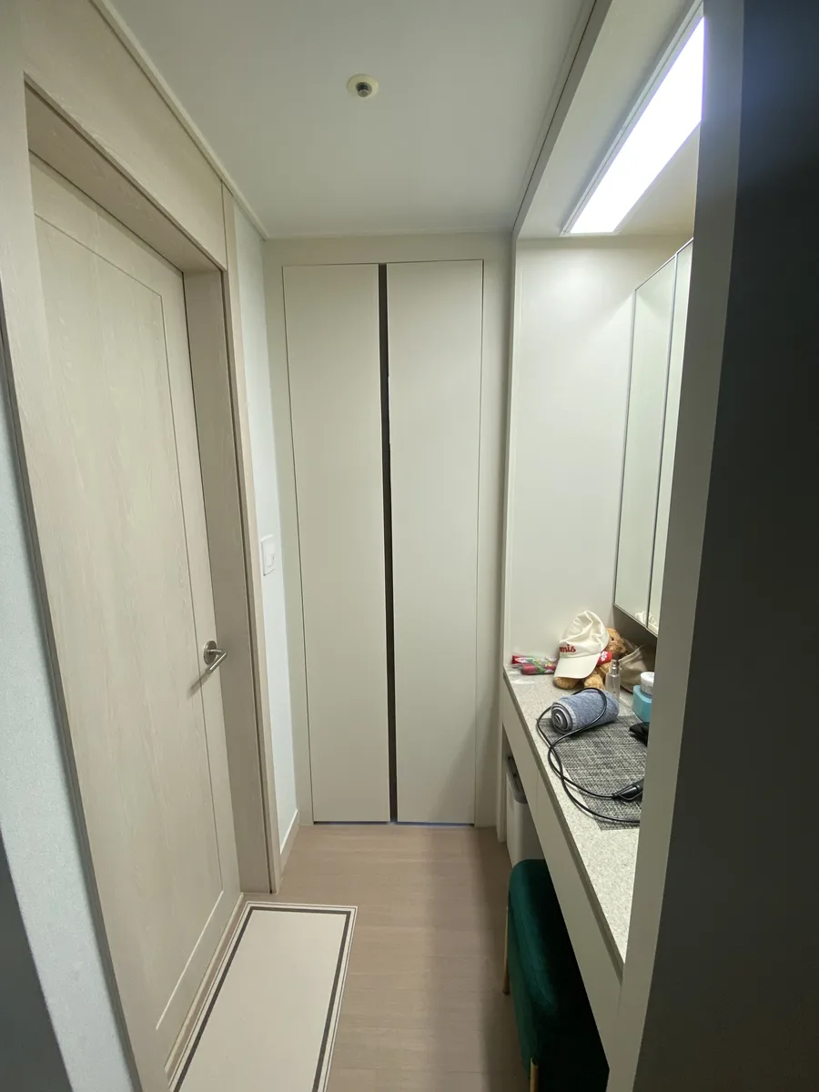 드레스룸 슬라이딩수납장 시공 전
