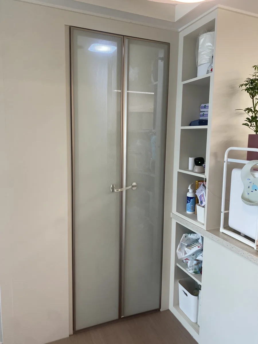 베란다수납장 문짝설치 시공 전